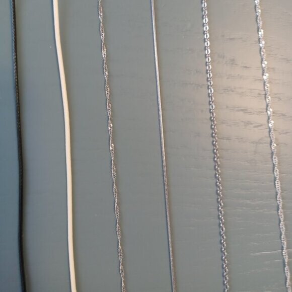 One of a kind artisan made purple bright blue abstract flower pendant necklace - Picture 6 of 8